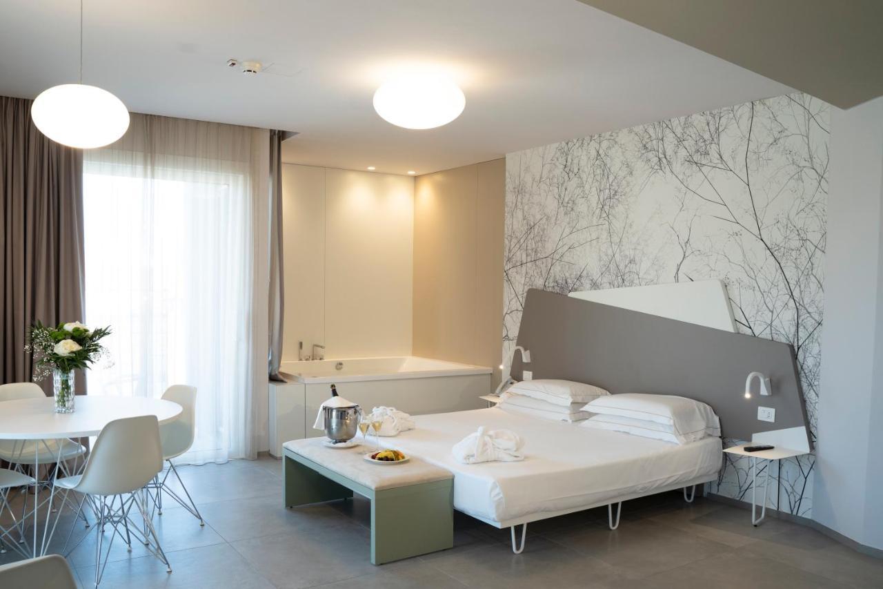Hotel Malavoglia Aci Castello Ngoại thất bức ảnh