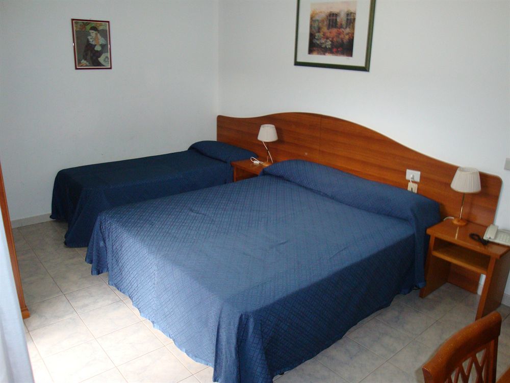 Hotel Malavoglia Aci Castello Ngoại thất bức ảnh